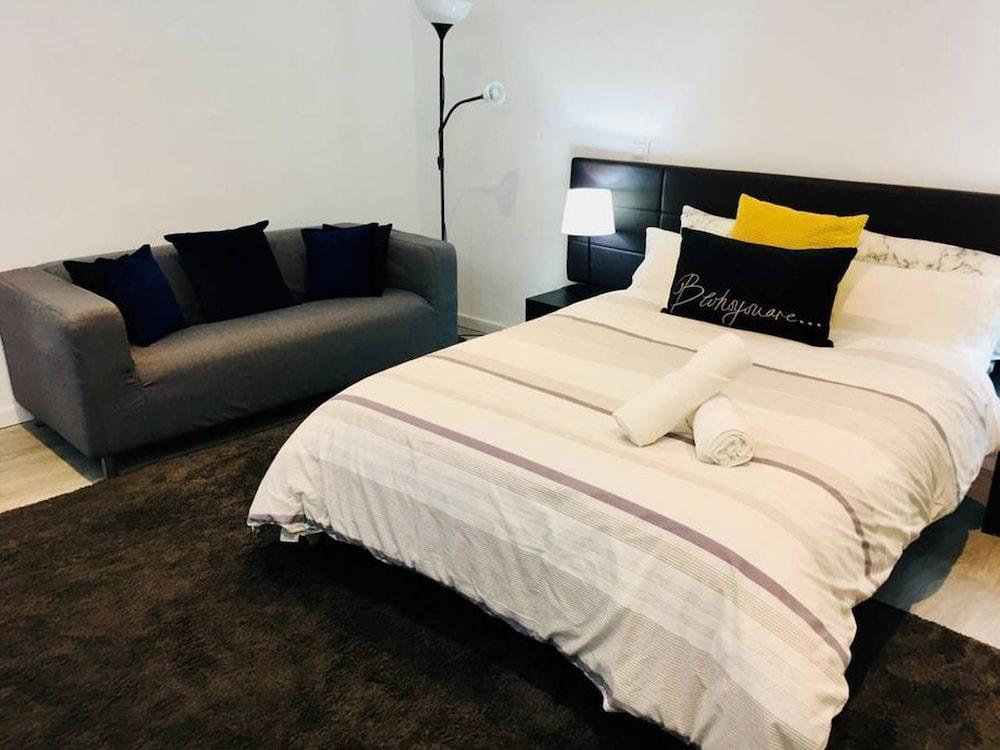 A And Z Juan De Mena (Adults Only) Otel Madrid Dış mekan fotoğraf