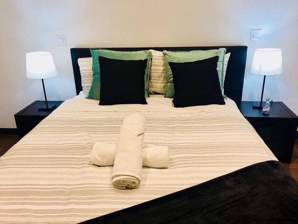 A And Z Juan De Mena (Adults Only) Otel Madrid Dış mekan fotoğraf