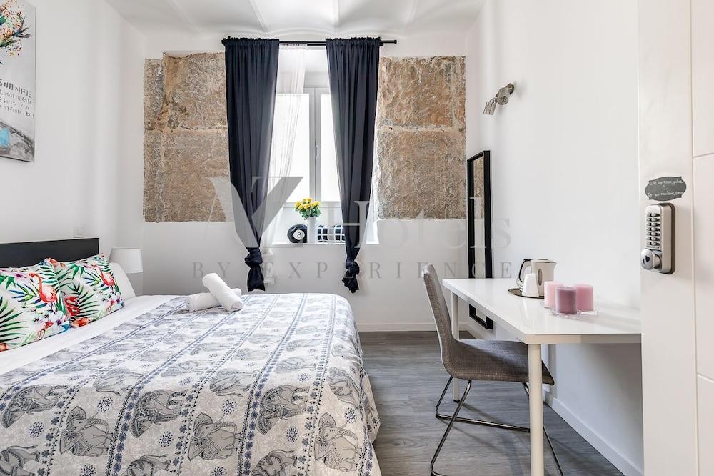 A And Z Juan De Mena (Adults Only) Otel Madrid Dış mekan fotoğraf